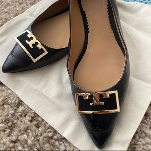 Beautiful calf leather/suede Tory Burch flats